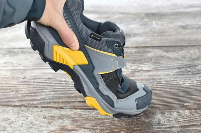 サロモン「X ウルトラ 5 ゴアテックス」のソールの柔らかさ