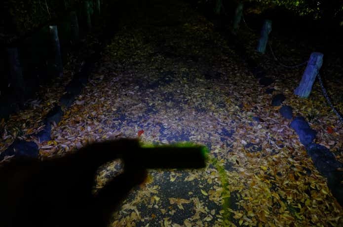 モンベル　コンパクト マルチランプ　見え方