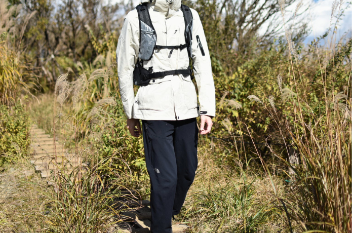 FORCLAZ ダウンジャケット 3WAY TRAVEL 500 メンズ　使用中イメージ