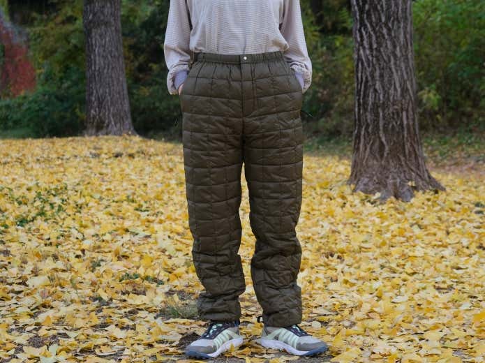 マウンテン アクティブ ライトダウンパンツ 着用シルエット