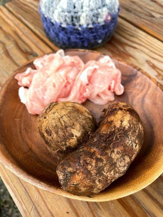 里芋と豚バラの韓国風炊き込みご飯　材料