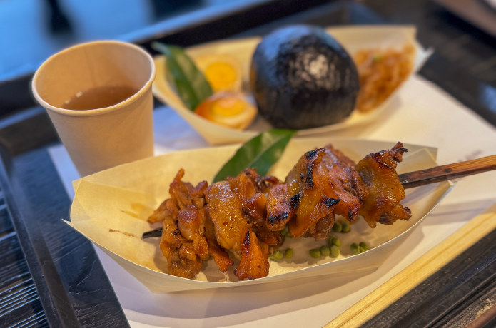 炭鳥 蔵 IKADAのむかし鳥と爆弾おにぎり