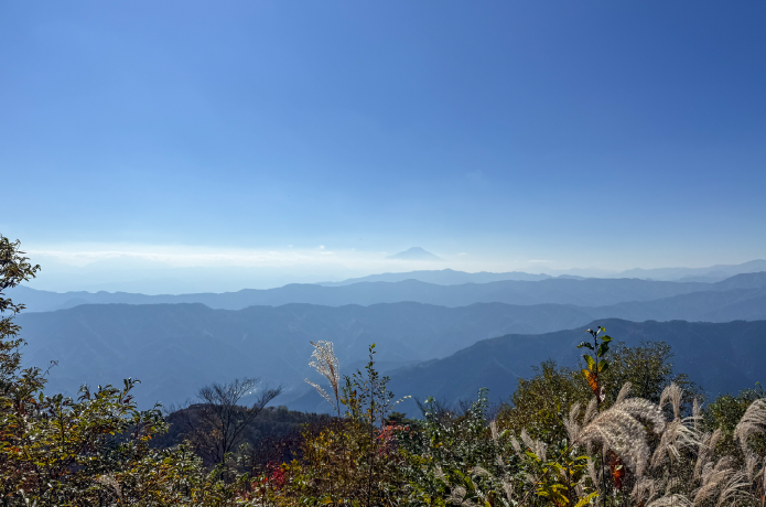 大岳山山頂からの風景