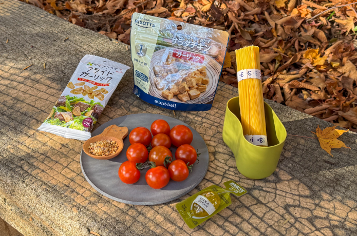 ガリトマチキンパスタの材料