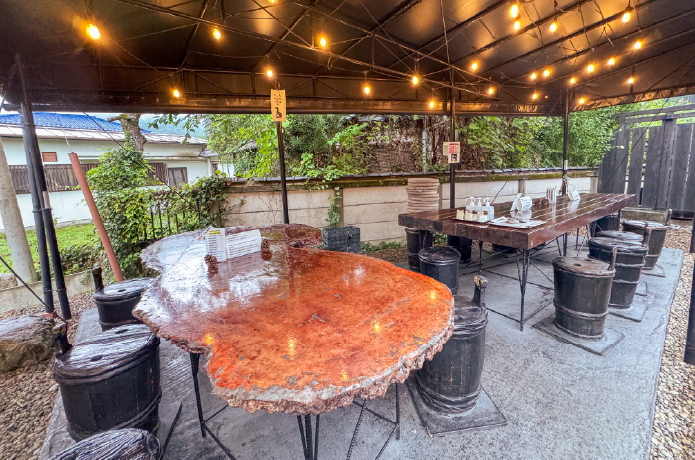 開放的な屋外席