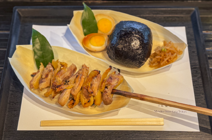 むかし鳥と爆弾おにぎりのセット