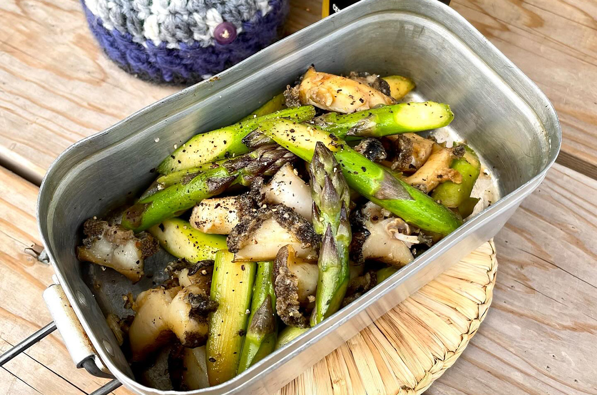 メスティンレシピ / あわびとアスパラのバター焼き