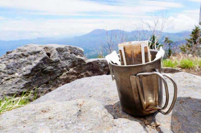 山頂でのコーヒーブレイクも楽しみのひとつ