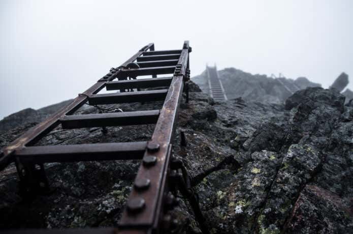 春 夏 高山 ハシゴ クサリ