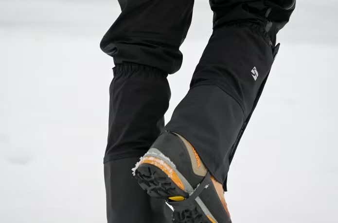 雪山のアルパインゲイター