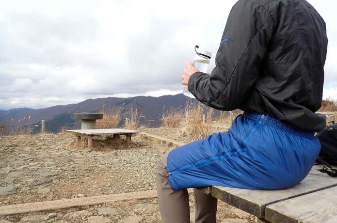 パタゴニアのDASライト・ショーツを冬山でレビュー