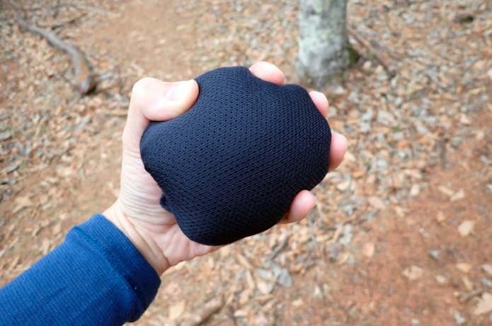 コンパクトになるBODY TOUGHNESSのフライウォームベスト