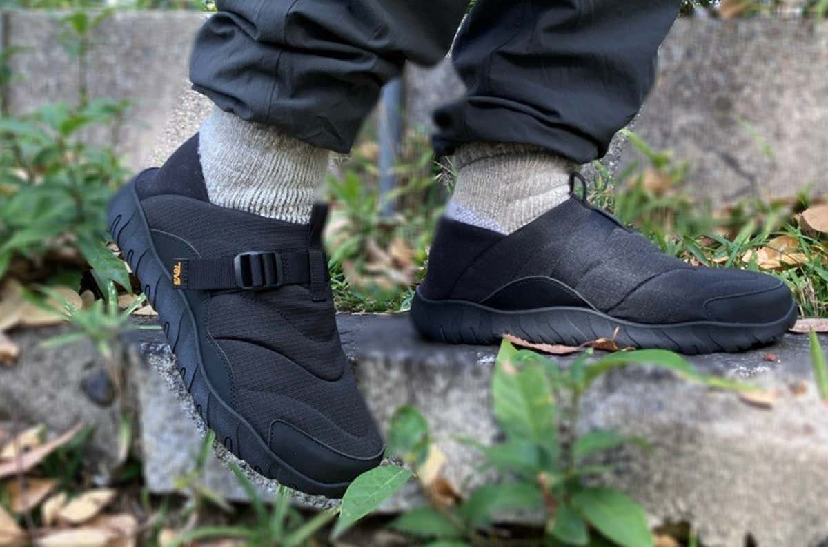 登山の行き帰りにおすすめの「リラックスシューズ」