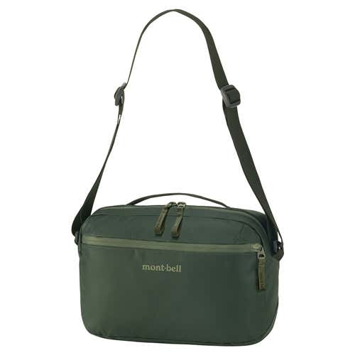 旅行の小物収納に便利な「横型」ショルダー