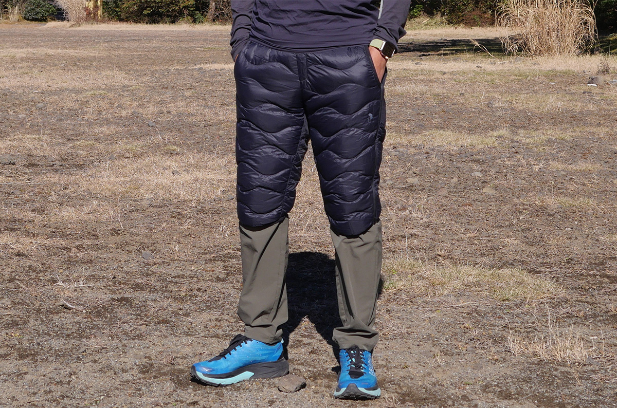 ピークパフォーマンス／ヘリウムダウンショーツ