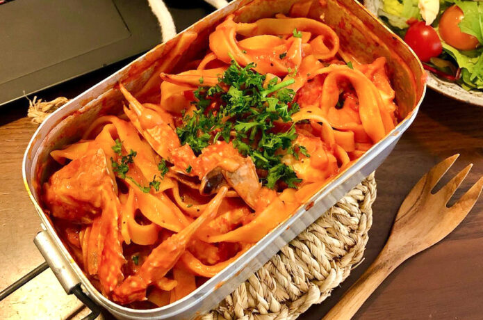 メスティンレシピ / ワタリガニのトマトパスタ