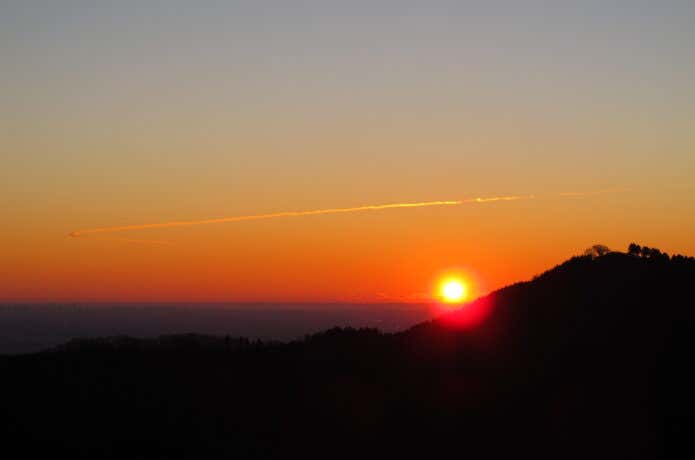日の出山からみる日の出