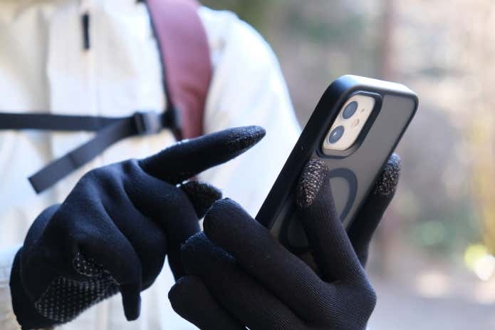 グローブをしたままスマホ操作