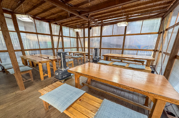 釜めし なかいの座席