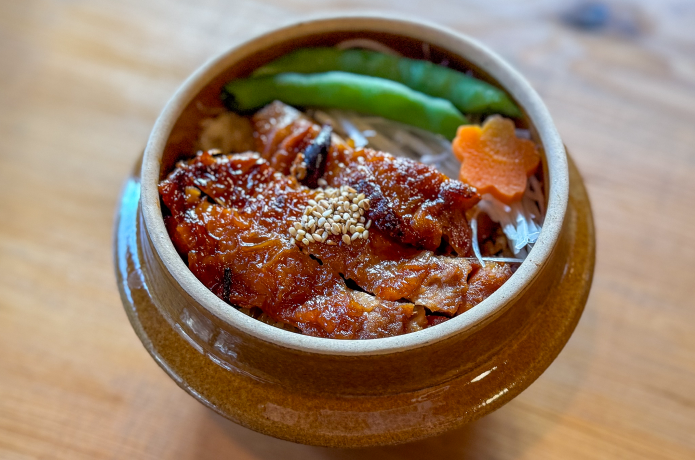 釜めし なかいの鶏ごぼう釜めし