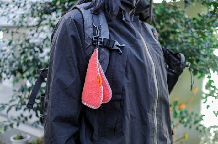 ショルダーハーネスに装着