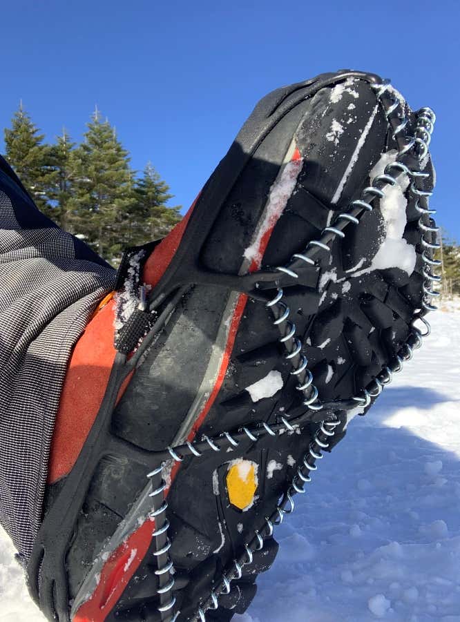 全方向へのスリップを抑制するコイル