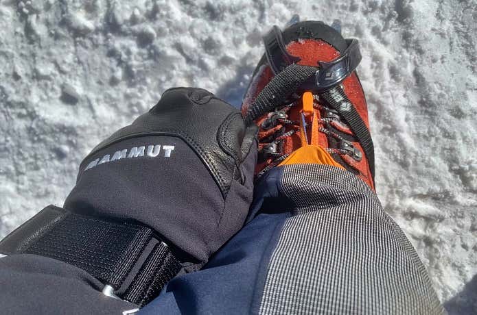 アイゼンバンドの装着はなんとか可能