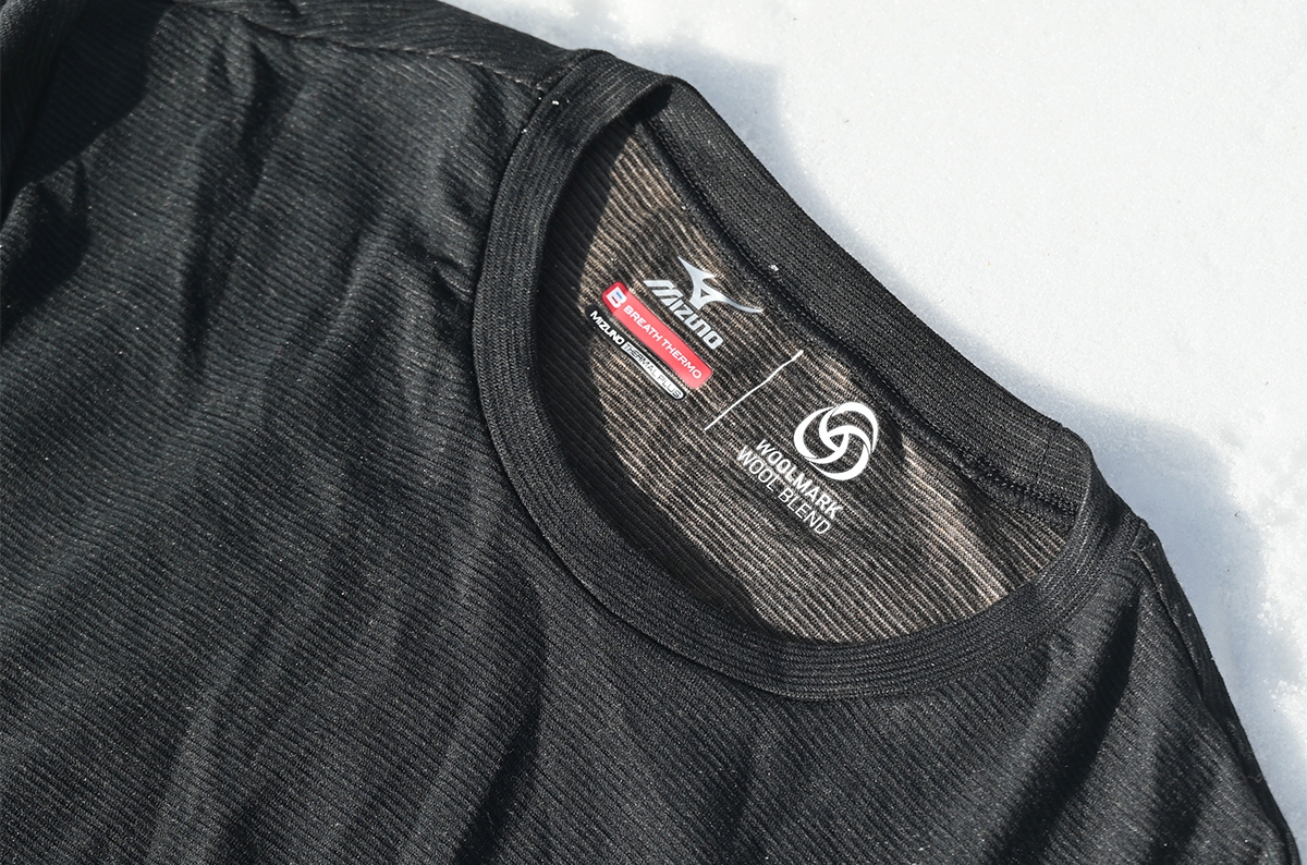 ミズノプレミアホットインナー「ブレスサーモ