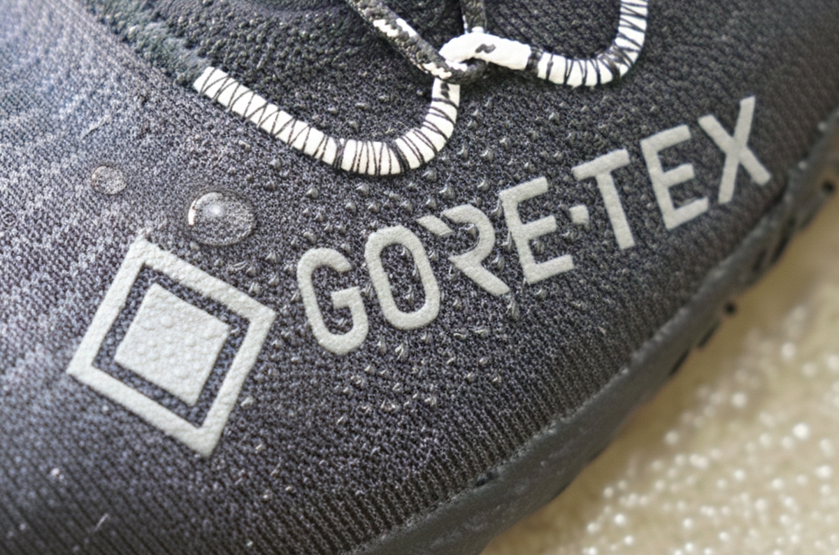 セールで狙い目のゴアテックス製品