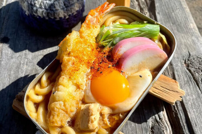 メスティンレシピ / 味噌煮込みうどん