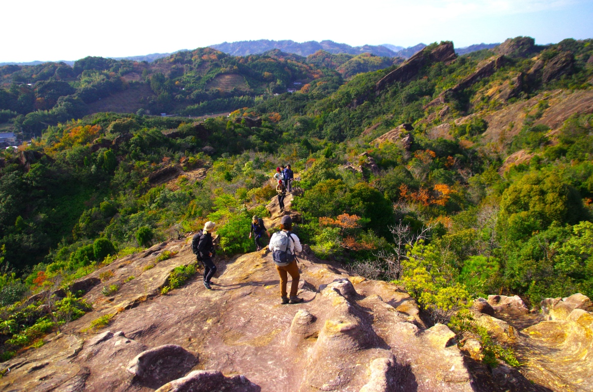 低山トラベラーが選ぶ！冬に歩きたい低山４選【西日本編】