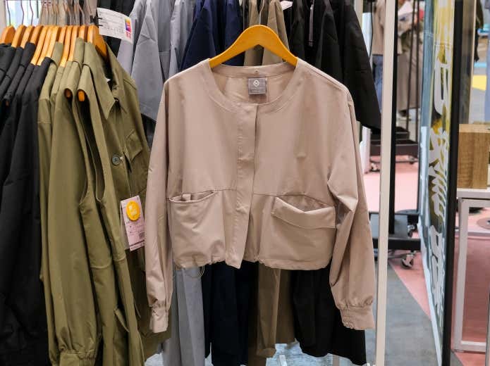 レディースエアロクラスターポケットブルゾン