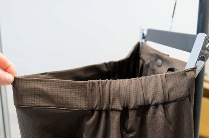 XShelter 暑熱β ワイドパンツ ウエスト部分