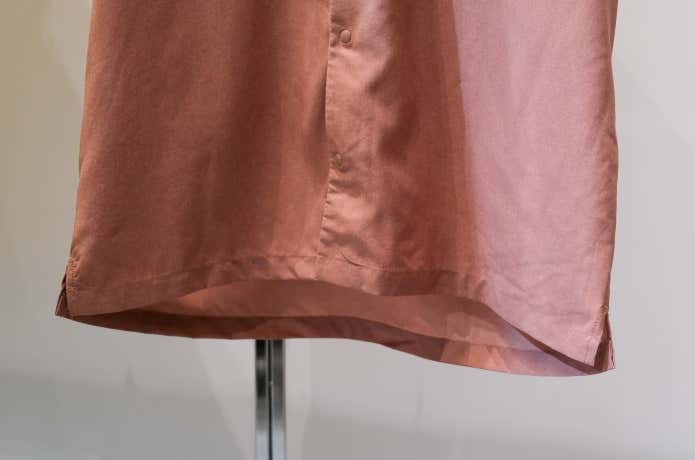 裾のサイドスリット