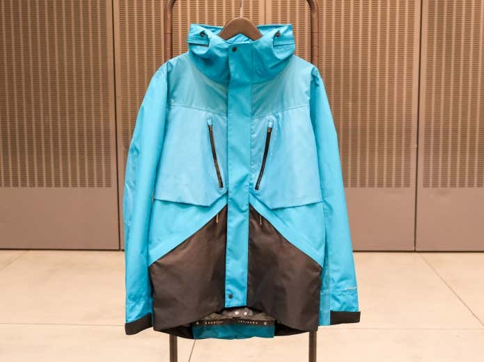 XShelterプレミアム超透放湿ウルトラレインジャケット