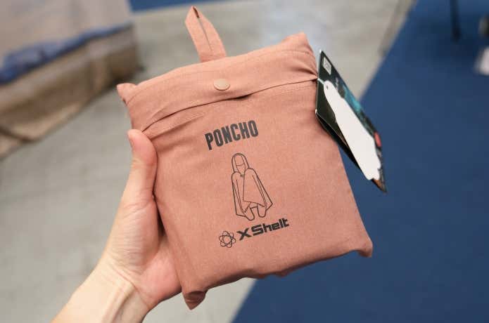 ポンチョの収納サイズ