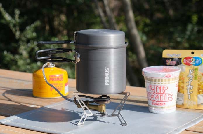 カップラーメンとアルファ化米