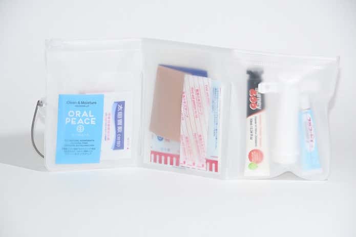 簡易的なファーストエイドポーチとして