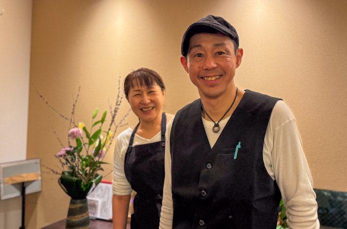 地もの御馳走処GENのマスター丸山さんと奥さまの敦子さん