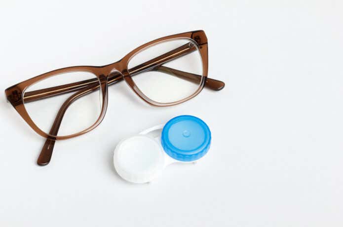 コンタクトレンズとめがね