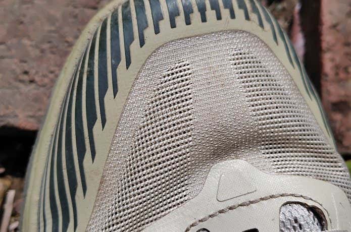 メレル　アジリティーピーク6　アッパー素材