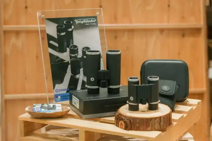 長野県内の精密機器メーカー「コシナ」のクラウドファンディングプロジェクト『MOD.VIENNA』の展示