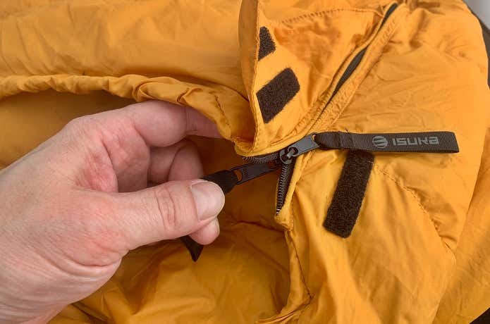 両側から開閉できるジッパー