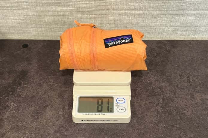 フーディニ・ジャケットの重さを測定