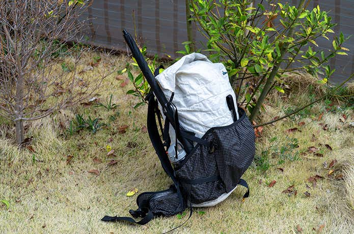 モンベルのO.D.アンブレラ カーボン 60をバックパックに収納