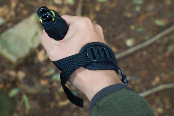 モンベル　カーボンフォールディングポール　ストラップ