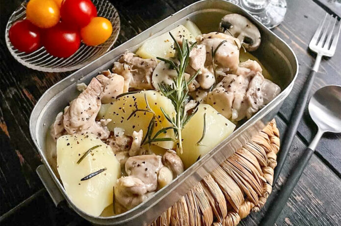 メスティンレシピ / 鶏肉とじゃがいもの白ワイン煮込み