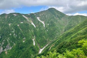 飯豊連峰｜足ノ松尾根登山道の今年度閉鎖について