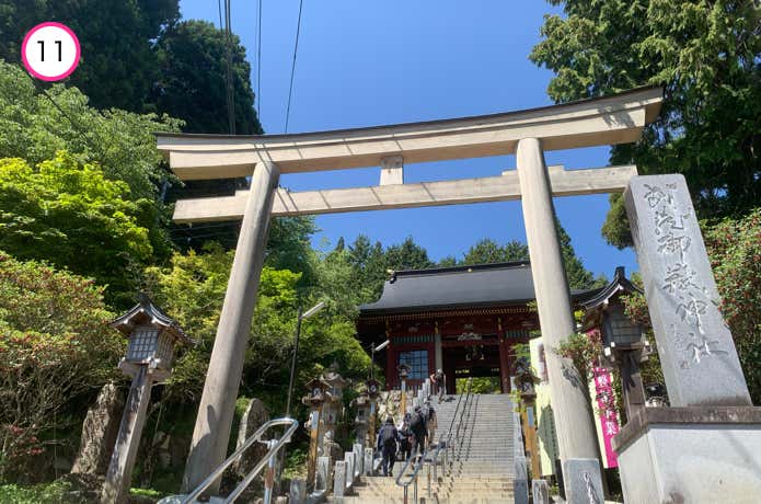 鳥居前広場