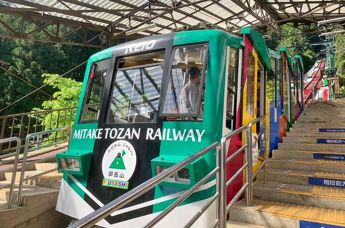 御岳登山鉄道のケーブルカー